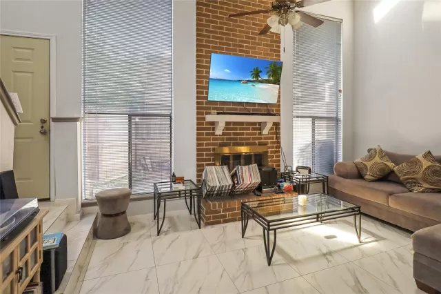 MLS: 10062154 Condo For Sale