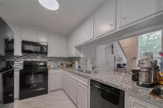 Photo #4: 10062154 Listing 