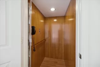 Photo #2: 10063953 Listing 