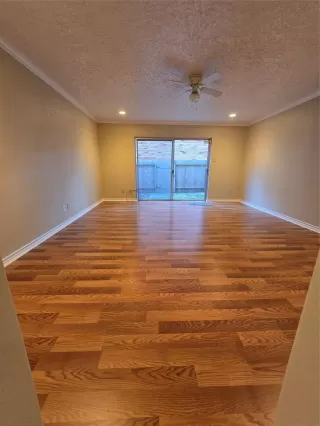 Photo #3: 10099177 Listing 