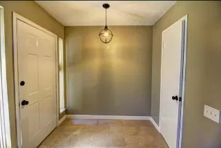 Photo #3: 10120611 Listing