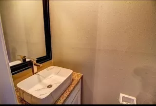 Photo #4: 10120611 Listing