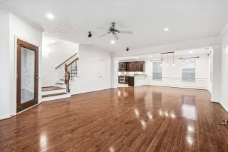 Photo #5: 10169043 Listing 