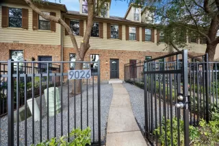 Photo #1: 10197099 Listing 