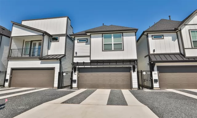 MLS: 10331752 Condo For Sale