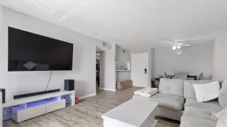 Photo #1: 10337890 Listing