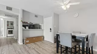 Photo #5: 10337890 Listing