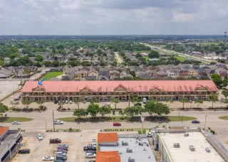 More Details about MLS # 10643576 : 12989 BELLAIRE BOULEVARD # 2