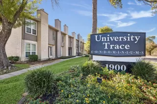 More Details about MLS # 10663252 : 1900 BAY AREA BOULEVARD # 110