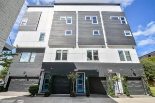 Photo #3: 10687825 Listing