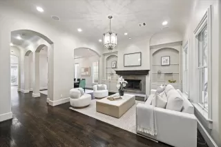 More Details about MLS # 10696085 : 2145 FAIRVIEW AVENUE