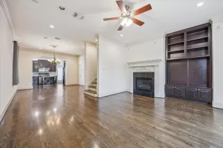 Photo #5: 10744319 Listing 