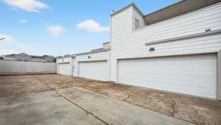 Photo #2: 1090268 Listing 