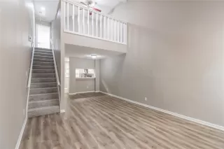 Photo #1: 10908944 Listing