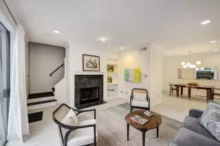 Photo #3: 10946305 Listing