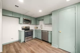 Photo #3: 11248958 Listing