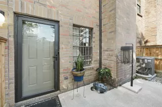 Photo #2: 11440389 Listing