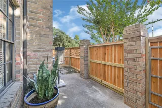 Photo #3: 11440389 Listing