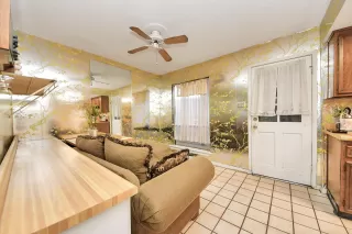 Photo #6: 11554841 Listing