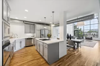 Photo #3: 11679214 Listing