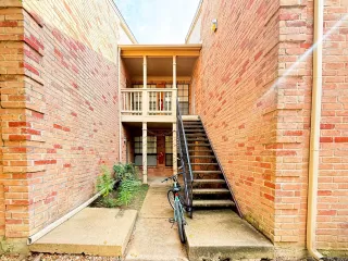 Photo #2: 11717591 Listing 