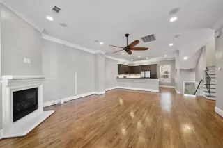 Photo #3: 11740829 Listing