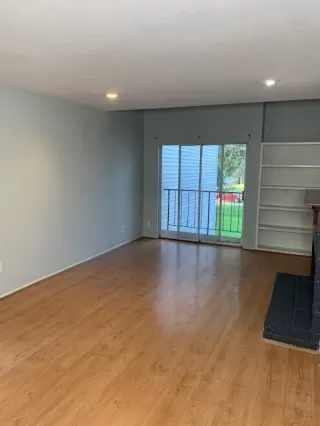 Photo #3: 11944489 Listing