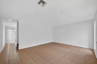 Photo #2: 11945360 Listing 