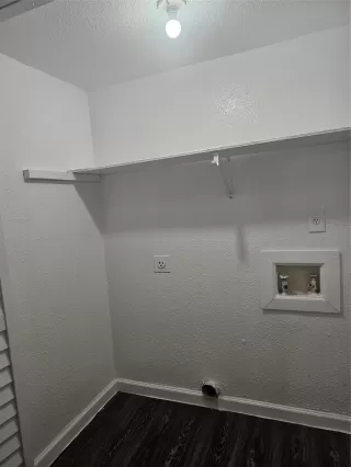 Photo #4: 12592749 Listing