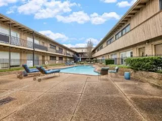 Photo #3: 12710340 Listing 