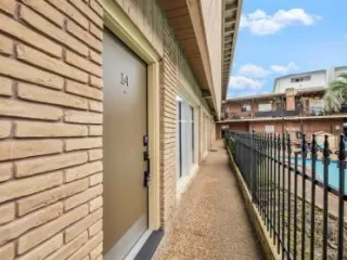 Photo #5: 12710340 Listing 