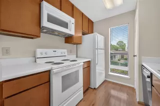 Photo #4: 13077450 Listing 