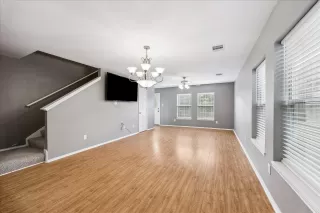 Photo #6: 13307369 Listing 