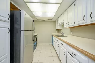 Photo #4: 13367271 Listing