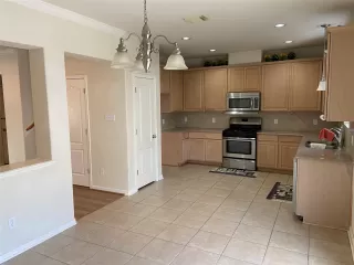 Photo #3: 13557747 Listing 