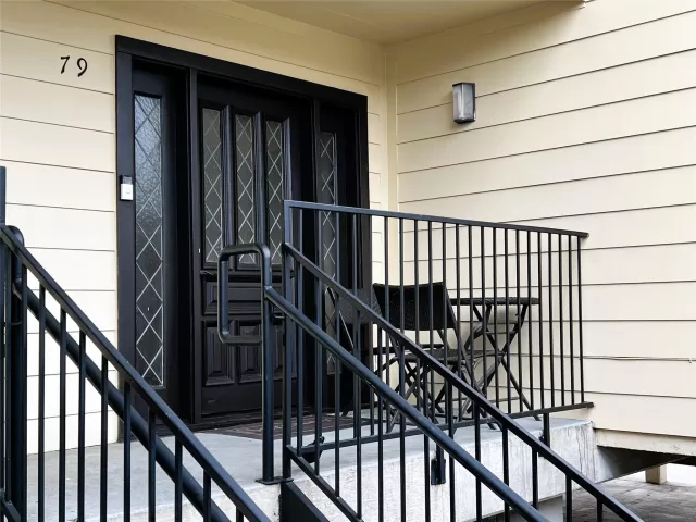 MLS: 13595307 Condo For Sale