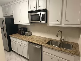 Photo #4: 13595307 Listing