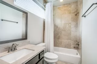 Photo #4: 13903101 Listing 