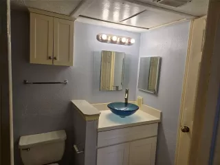 Photo #5: 14218430 Listing