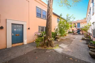 Photo #1: 14219466 Listing