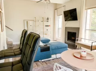 Photo #2: 14274906 Listing