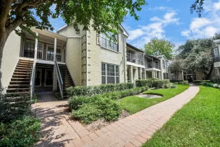 More Details about MLS # 14943084 : 2700 REVERE STREET # 109