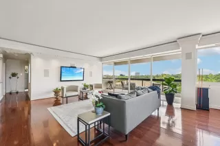 Photo #4: 14968392 Listing 