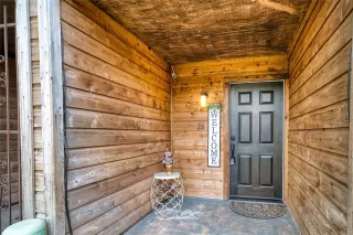 Photo #1: 15048452 Listing 