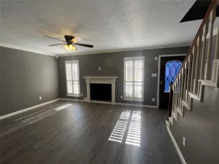 Photo #2: 15231488 Listing 