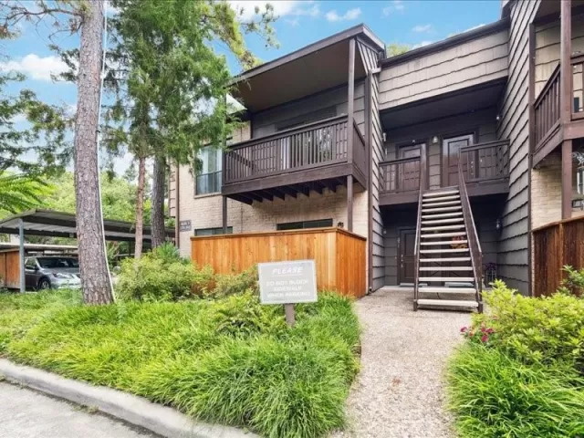 MLS: 15600286 Condo For Sale