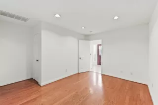 Photo #4: 15622338 Listing 