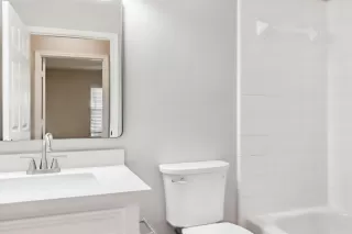 Photo #6: 15665205 Listing