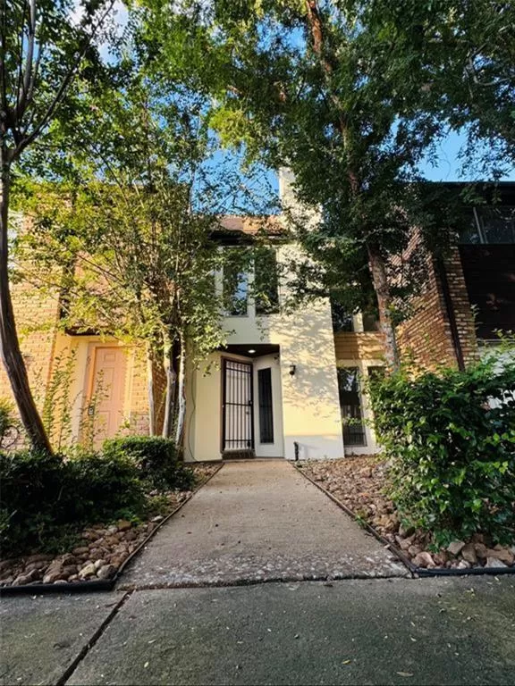 MLS: 15844143 Condo For Sale