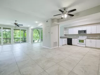 Photo #2: 15897679 Listing